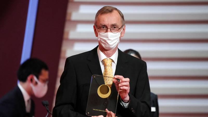 Svante Paabo, babasından 40 yıl sonra Nobel Tıp Ödülü’nü kazandı